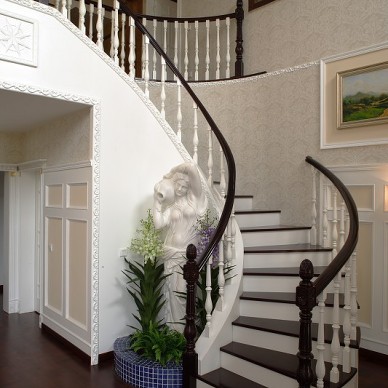 两层小别墅楼梯设计图大全