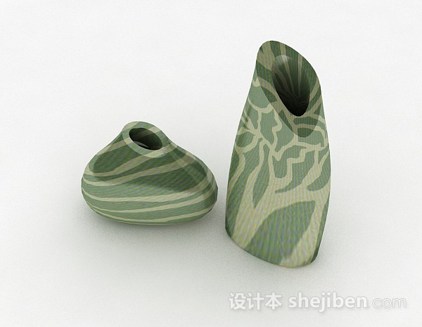 绿色花纹陶瓷花瓶